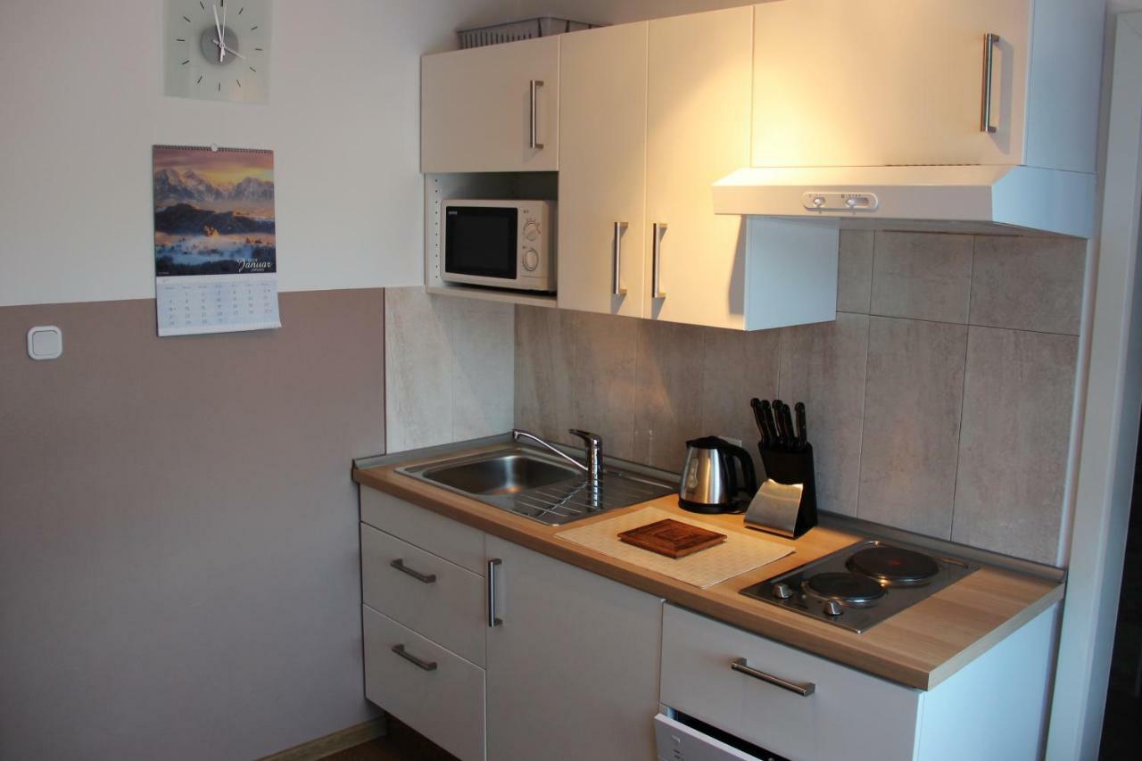 Apartments Koblar ครานสกา โกรา ภายนอก รูปภาพ